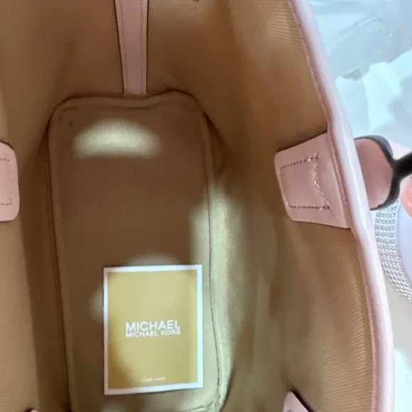 Michael Kors small pink tote - Picture 2 of 2